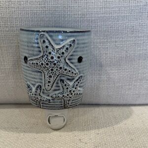 Scentsy Sea Star plug in wax warmer
